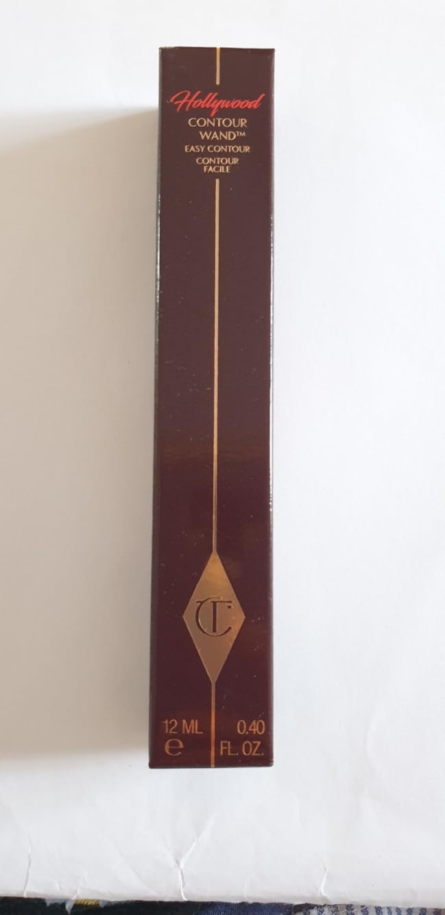 Charlotte Tilbury Hollywood Contour Wand Light-Medium